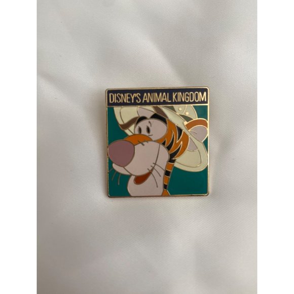 Disney Jewelry - Tigger Walt Disney's Animal Kingdom safari lapel hat pin brooch